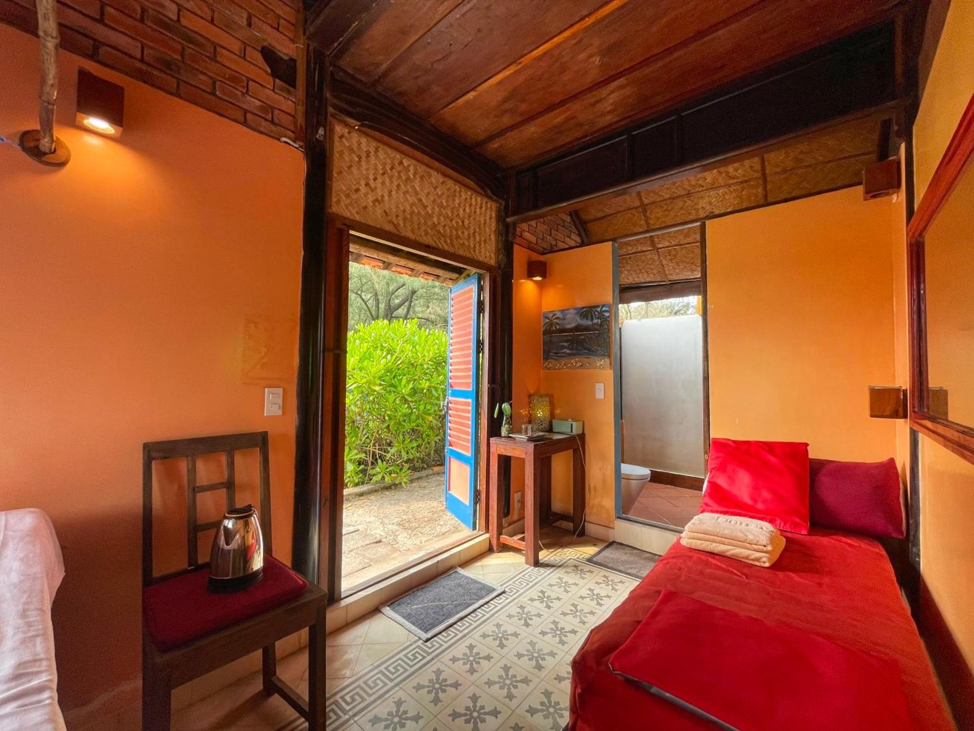 Beach Bar Hue Hostel Chambre photo